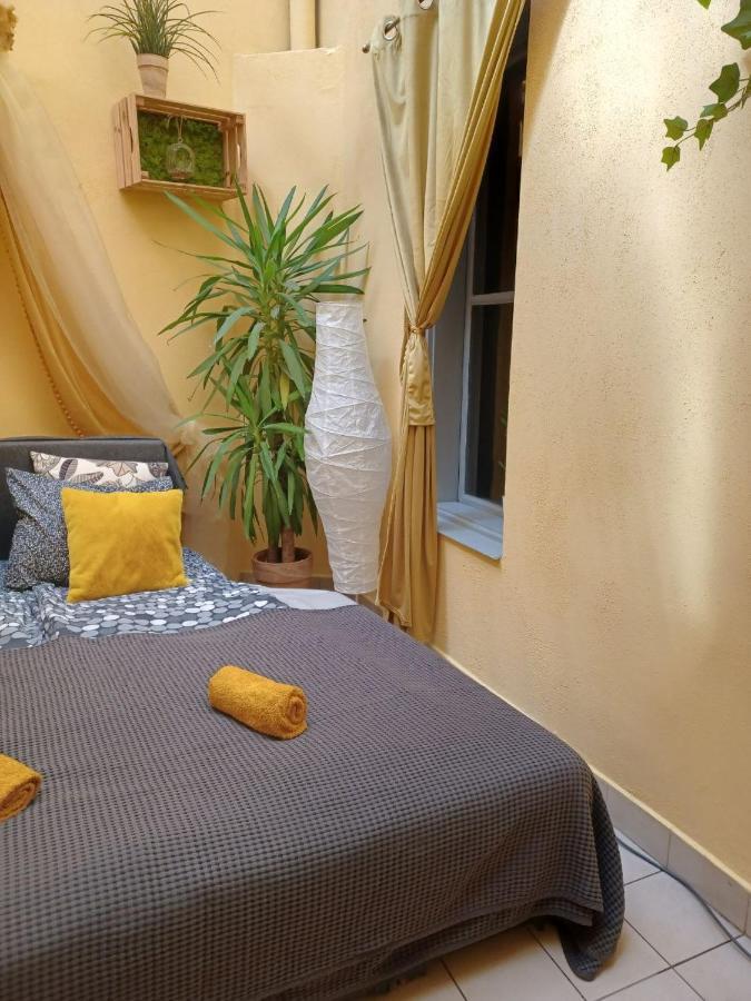 Lares And Penates Apartment Krakow Exterior photo