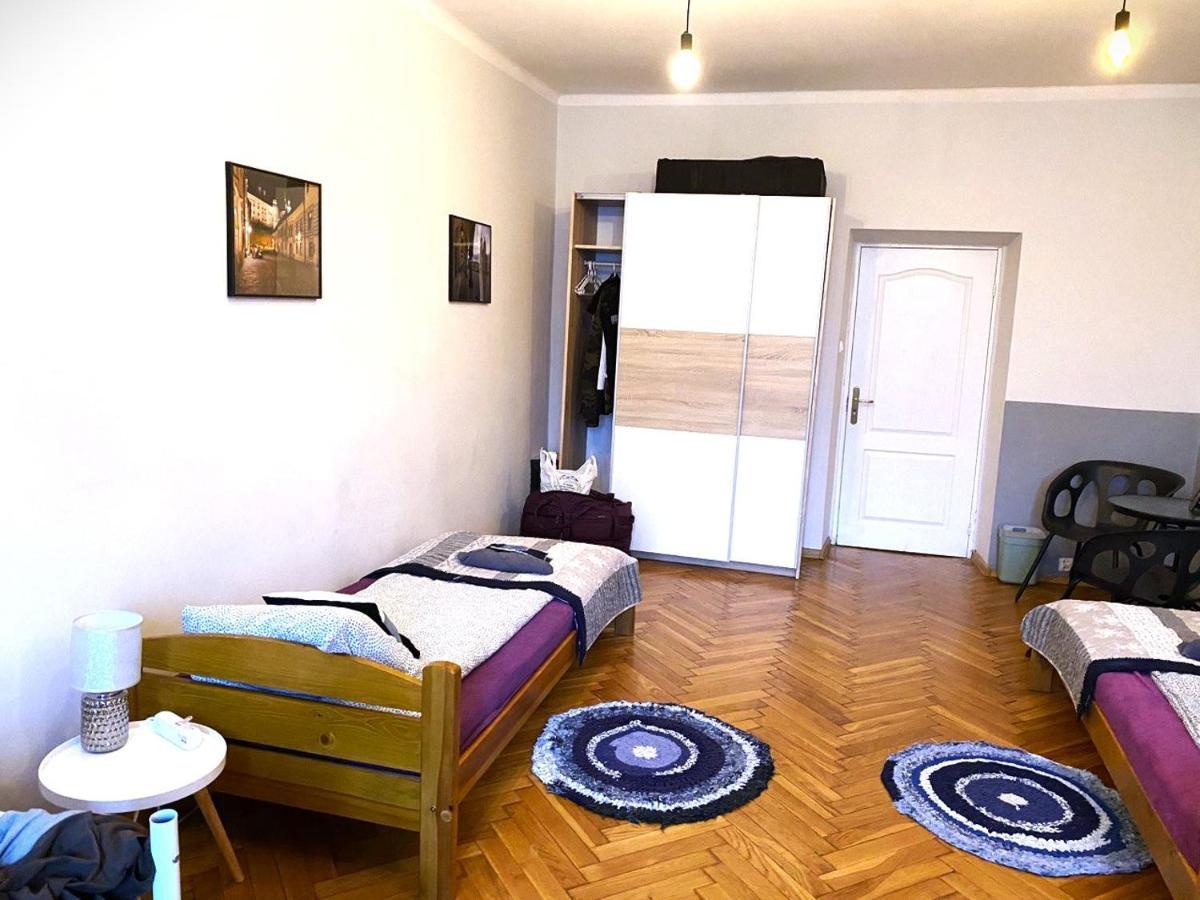 Lares And Penates Apartment Krakow Exterior photo